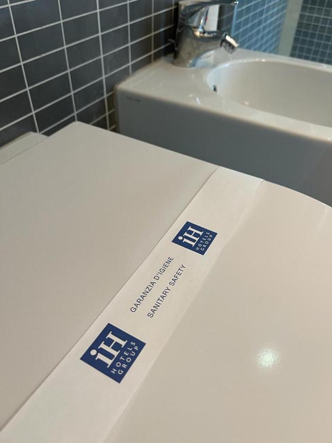 Ih Hotels Milano Centrale Guest House Екстер'єр фото