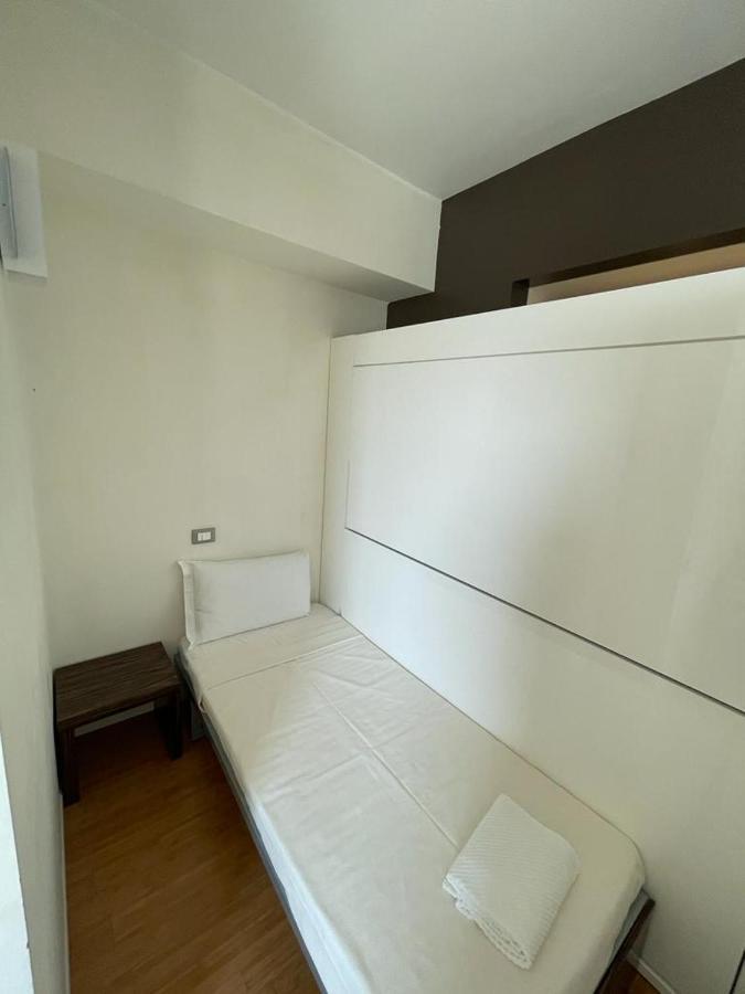 Ih Hotels Milano Centrale Guest House Екстер'єр фото