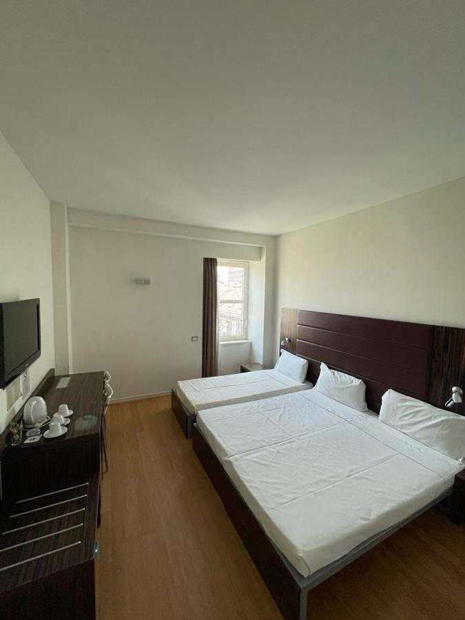 Ih Hotels Milano Centrale Guest House Екстер'єр фото