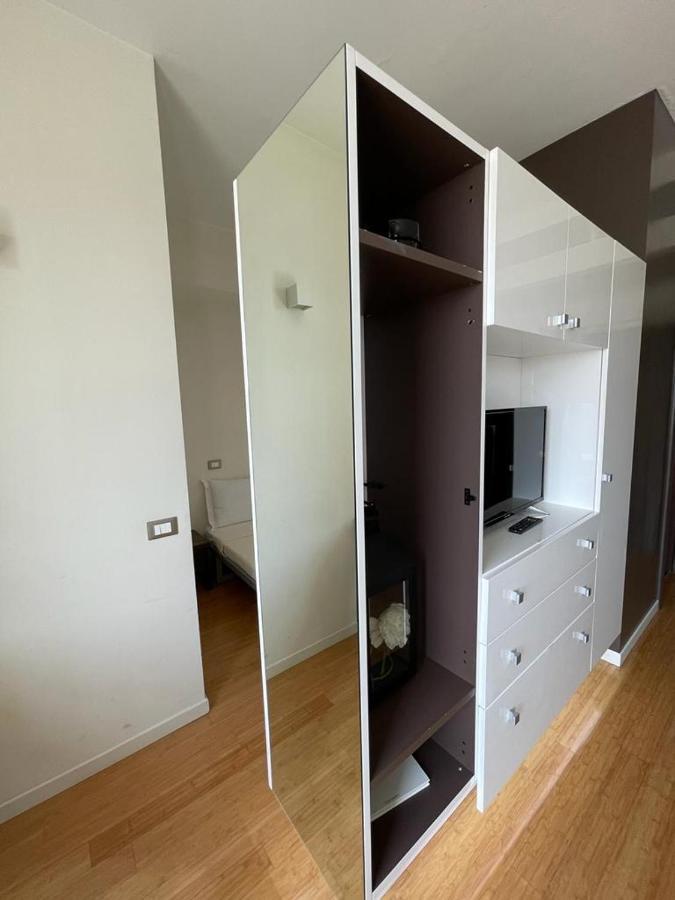 Ih Hotels Milano Centrale Guest House Екстер'єр фото